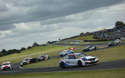 WSR and BMW back to attack at Croft